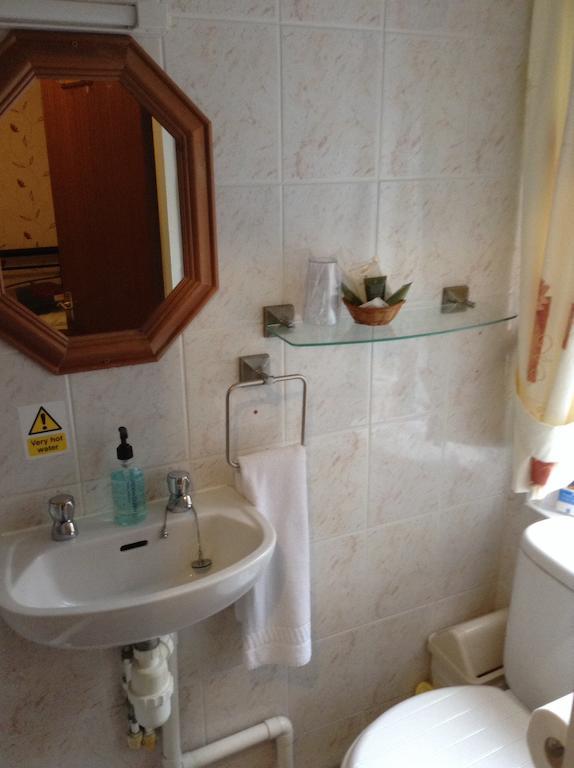 Casa de hóspedes Hornby Villa- 4star B&b-couples & Families Only 4*