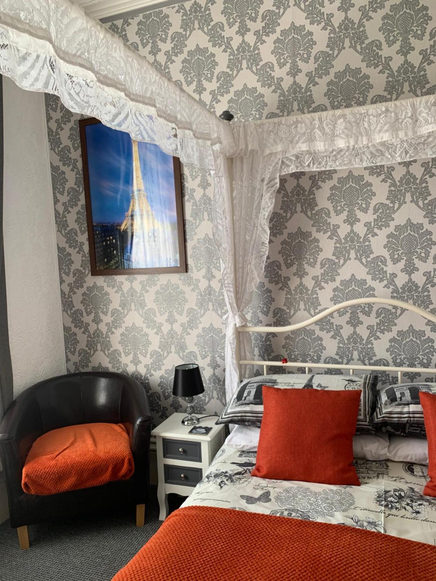 Casa de hóspedes Hornby Villa- 4star B&b-couples & Families Only 4*
