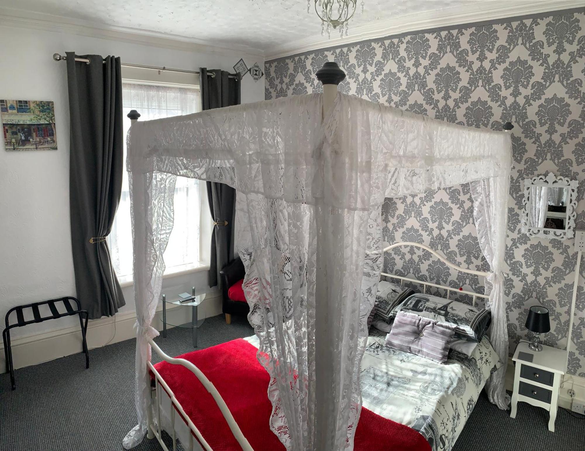 Casa de hóspedes Hornby Villa- 4star B&b-couples & Families Only 4*