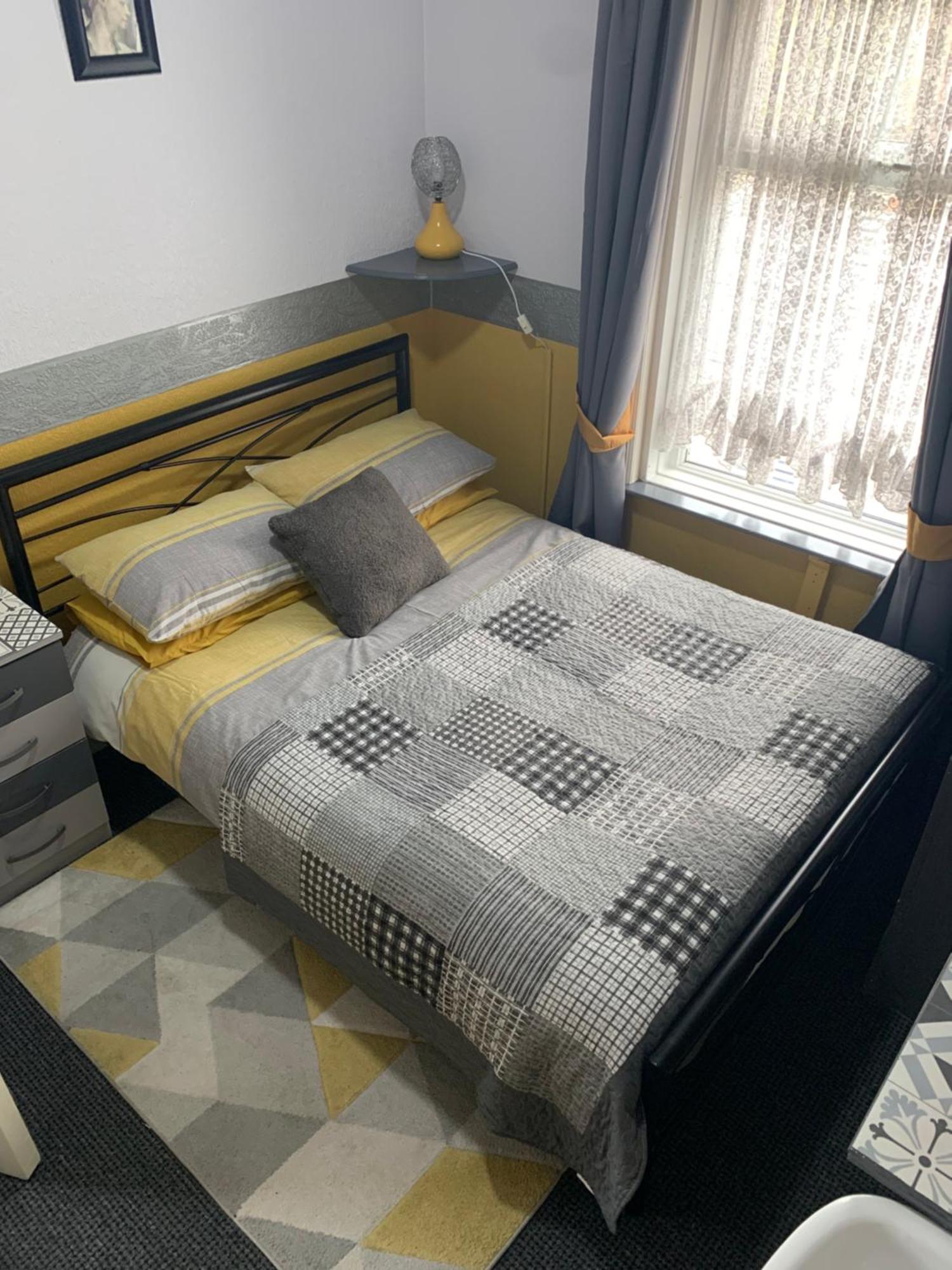 Casa de hóspedes Hornby Villa- 4star B&b-couples & Families Only 4*
