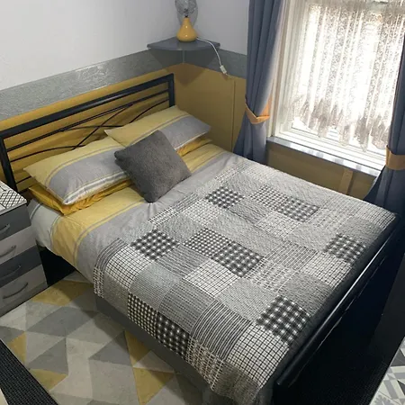 Hornby Villa- 4Star B&B-Couples & Families Only Blackpool Room photo