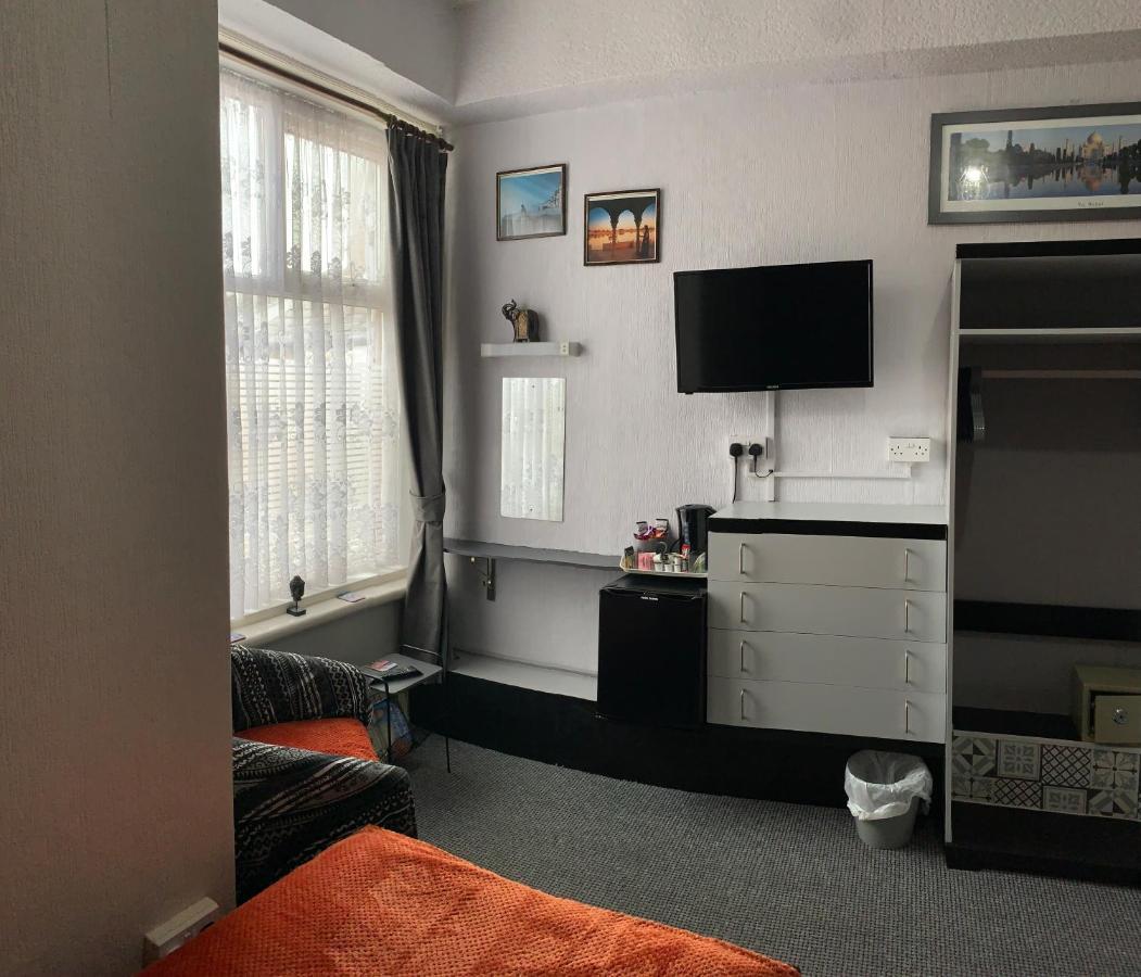 Hornby Villa- 4star B&b-couples & Families Only Gasthof